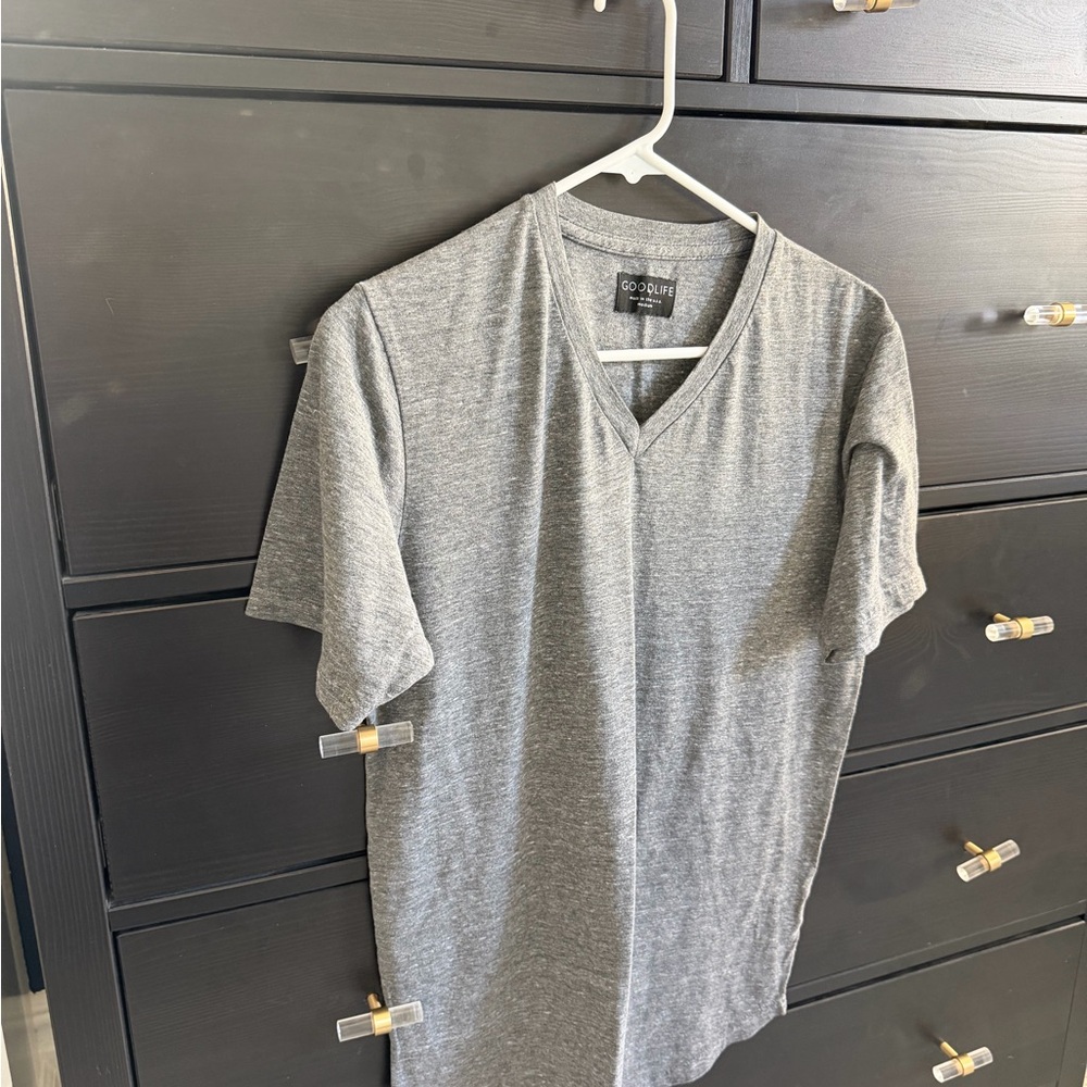 Goodlife LA Gray V-Neck Men's Tee
